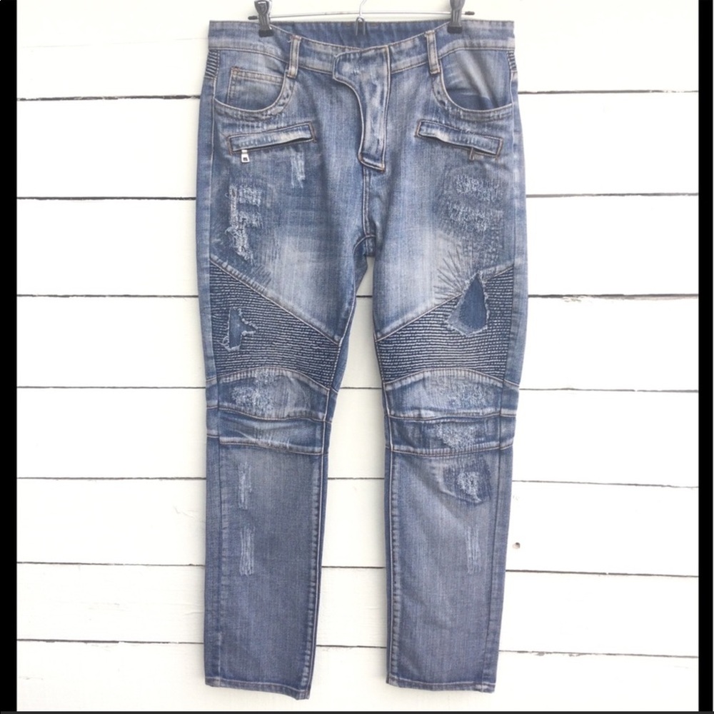 BALMAIN Paris Tapered Moto Distressed Jean Size 34